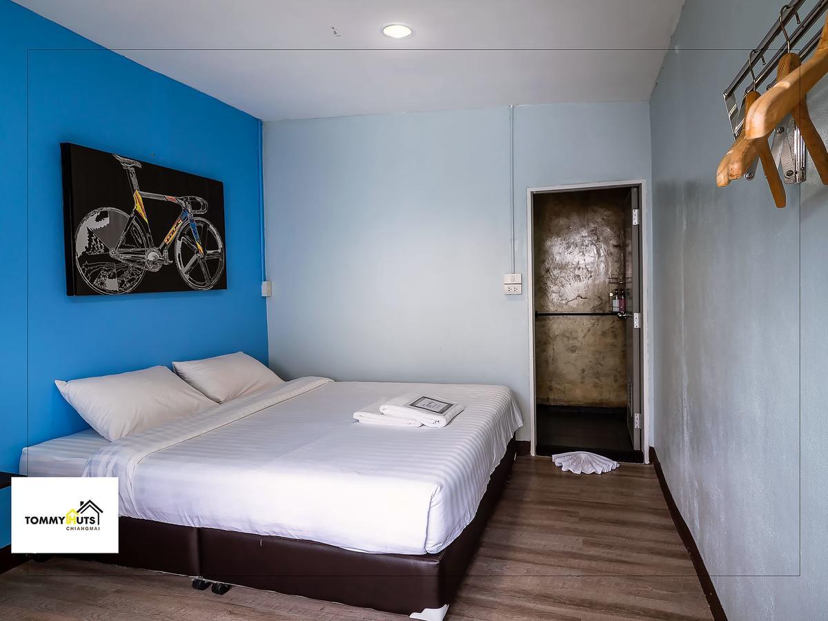 Tommy Huts Hotel Чиангмай Екстериор снимка